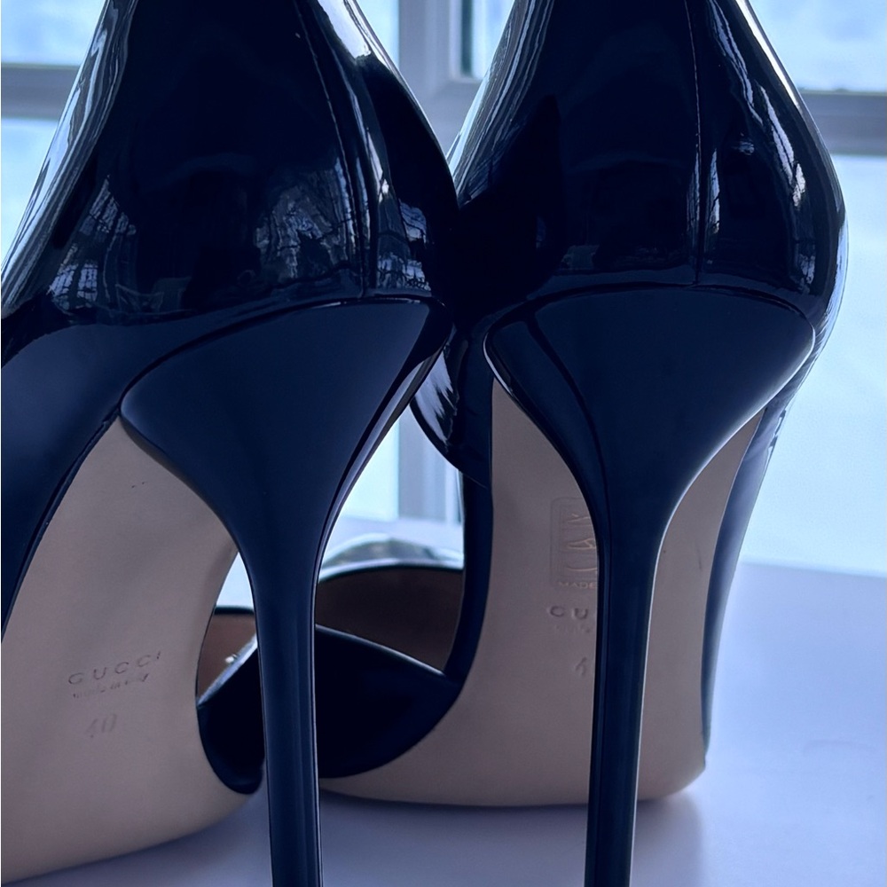 Gucci Black Patent Leather Heels - Picture 8 of 10